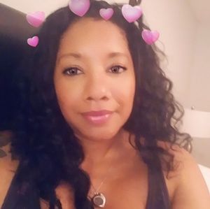 Meet your Posher, Tawyaina